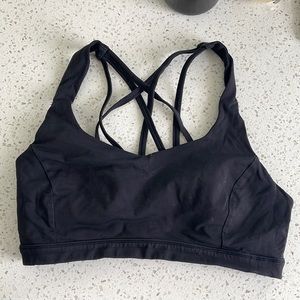 Lululemon Free to be serene bra // Black
